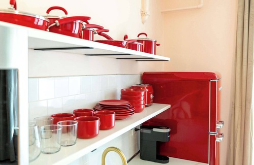 East Market District Apartment | Juke – Romantic Artist’s Retreat in Louisville