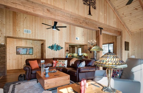 Julian House | JULIAN MOUNTAIN COTTAGE a.k.a "THE TREEHOUSE"