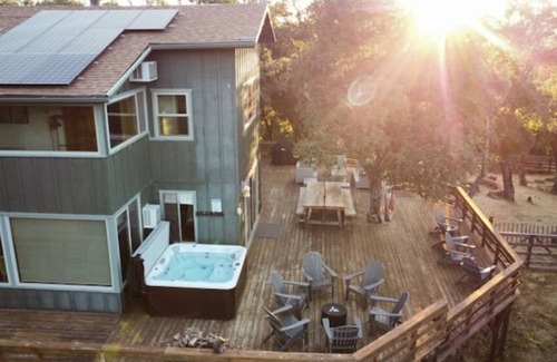 Julian House | Julian's Red Fox Retreat - Hot Tub/Dogs Welcome!
