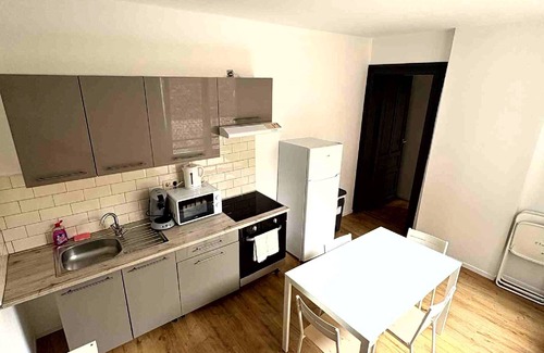Jumet Apartment | Jumet 242 C Bruxelles-charleroi-airport