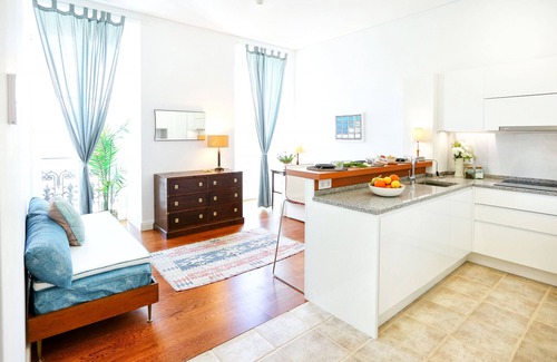 Se Apartment | Jump Into the Lull Apartment