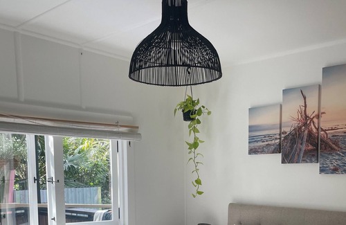 Palm Beach Cottage | Jungle Cottage Escape