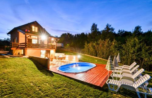 Sveti Ivan Zelina House | Jungle House with private pool and hot tub