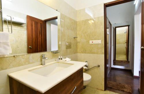 Kumarhatti Resort | Jungle Lodge Resort