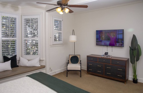 Telegraph Hill Hotel | Junior Suite with Ensuite Bathroom