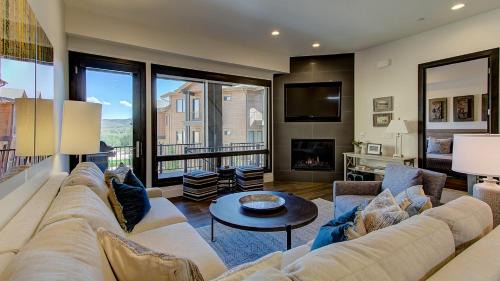 Park City House | Juniper Landing 3 Bedroom by AvantStay Condo in Park City Mountain Resort w Pool Hot Tub Gym