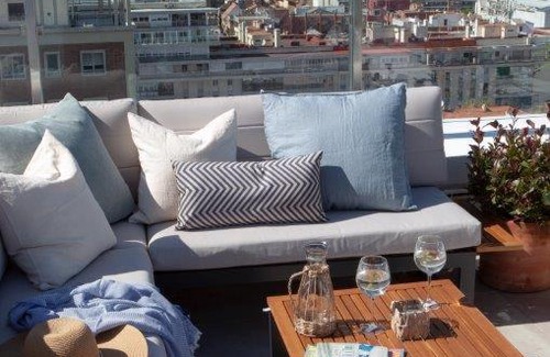 Cuatro Caminos Apartment | Junto a Bernabéu, ático con enorme terraza