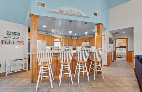 Avon House | Just Add Sun | Semi Oceanfront | Avon | Sleeps 13