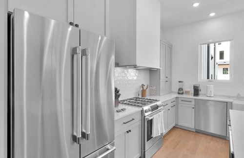 East Lake House | Just Built 3 Bedroom Townhome with Rooftop Patio