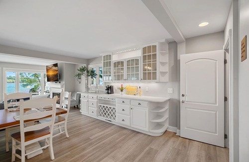 Cornelius House | Just Coasting by SoCharm | Relaxing Lakeside Retreat on Lake Norman