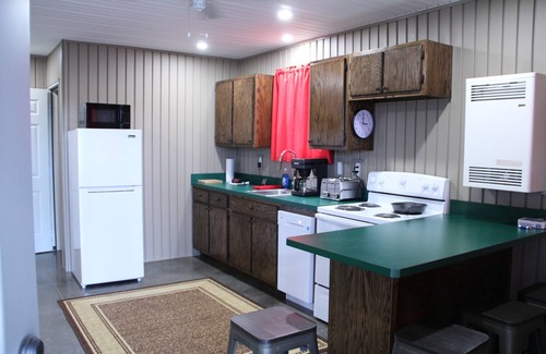 Loudonville Cabin | Just Nature.no phone, no TV, no Internet.no problem. - Dogs Welcome.
