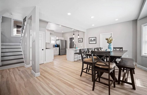 Ventnor City House | Just Renovated 4BR home - 1.5 Blocks to the Beach!