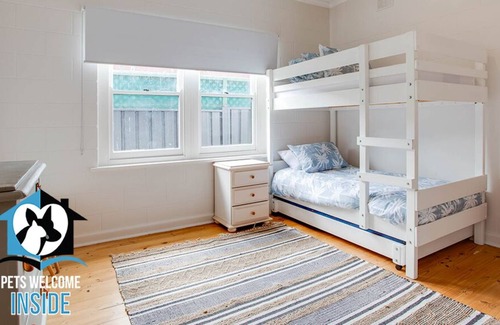 Port Elliot House | Just Renovated in the Heart of Pt Elliot