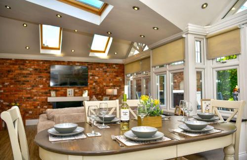 Killay House | Just Stay Wales - Highmead House, Swansea