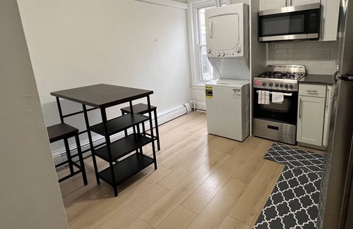 Brewerytown Apartment | Just steps away from the rocky steps!