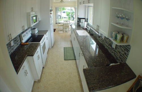 Pompano Beach House | Just Steps From The Beach, Relax At This Beautiful, Charming Home