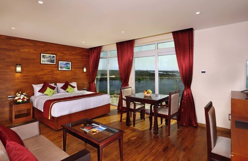 Kochi Hotel | JVK Park Hotel