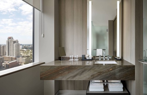 Downtown Edmonton Hotel | JW Marriott Edmonton ICE District