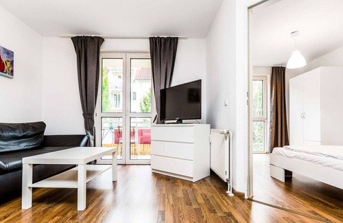 Hoehenberg Apartment | K72 holiday apartment with balcony and free W-LAN in Cologne Höhenberg