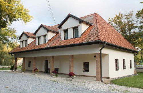 Fricovce Hotel | Kaštieľ Fričovce