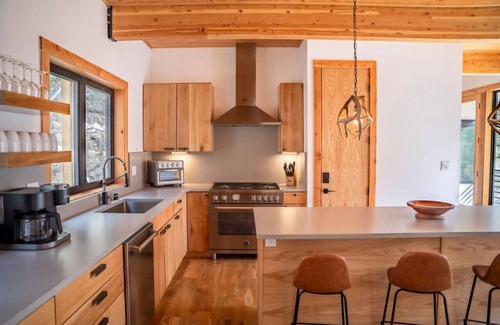 Taos Ski Valley Ski Chalet | Kachina Peak Chalet - Ski Haven in Taos Ski Valley