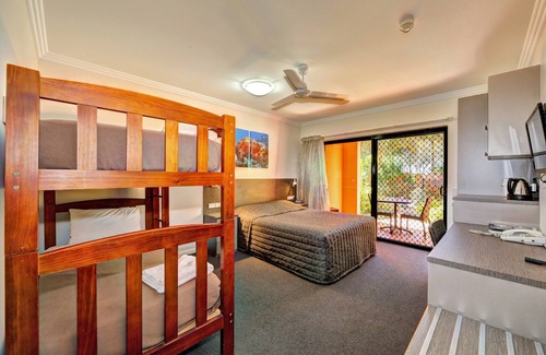 Bargara Hotel | Kacys Bargara Beach Motel