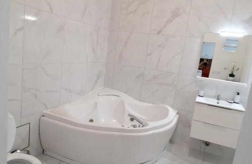 Le Port House | Kaela spa balneo