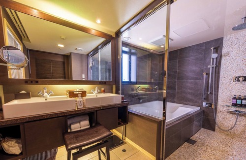 Fuchaku Hotel | Kafuu Resort Fuchaku Condo Hotel