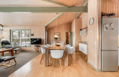 Remmer Strand House | "Kai" - 500m to the fjord by Interhome