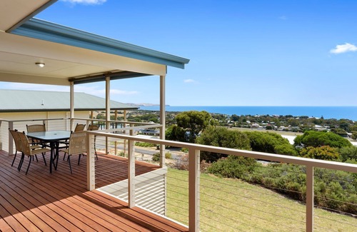 Carrickalinga House | Kailani - 16 Stacey Drive