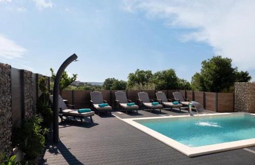 Razanac Villa | Kala