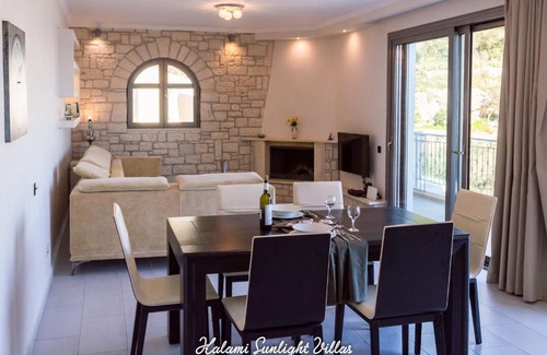 Vlachatika Villa | Kalami Sunlight Villa