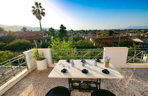 Agii Apostoli House | Kalamos sea view villa Beach walking distance