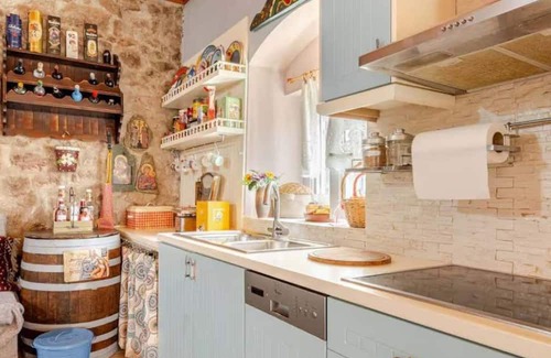 Ano Vlasia Apartment | Kalavrita Winter Retreat - Homely Spacious Chalet