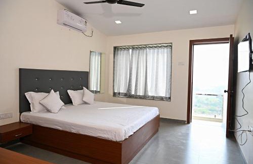 Ahmednagar Hotel | Kale's Orchid Resort