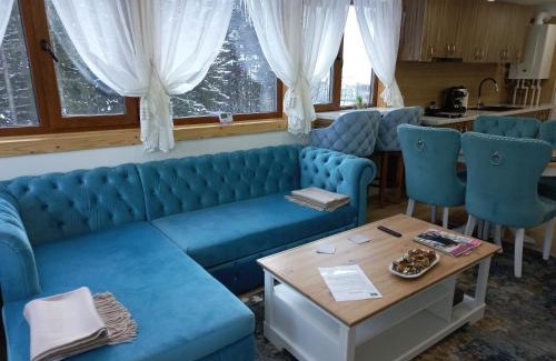 Busteni Apartment | Kalinderu luxury ski loft