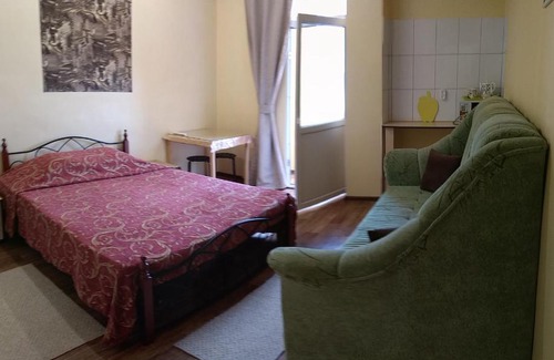 Tuapse House | Kalinina 13 Guest House