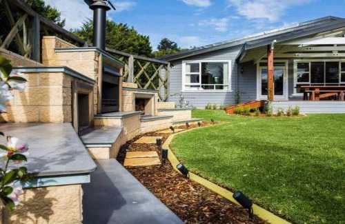 Bargo House | Kalinya Estate Platinum- Homestead, Lodge & Barn- up to 34 guests