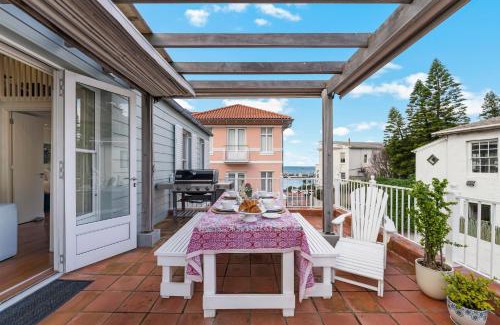 Kalk Bay House | Kalk Bay Condo at The Majestic