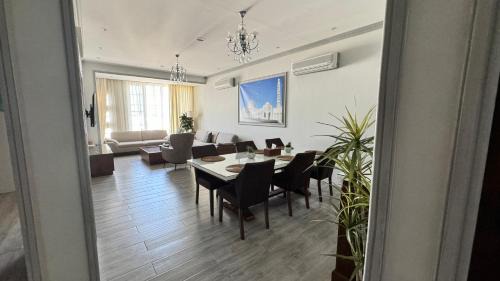 Shati Al Qurum Apartment | Kama Place