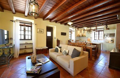Hydra Villa | Kamini's Tranquility Retreat
