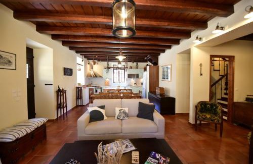 Hydra Villa | Kamini's Tranquility Retreat