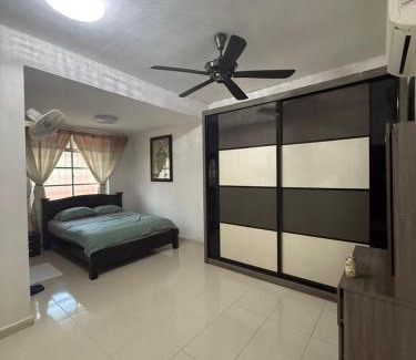 Melayu House | Kampung Stay Islam