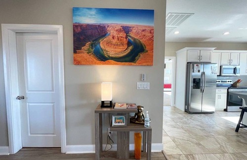 Kanab House | Kanab 4BR Retreat | Stunning Red Rock Views, Stargazing, Family & Pet Friendly