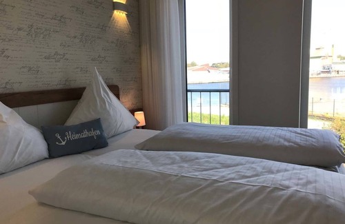 Osterronfeld Hotel | Kanal-Haus Das Gästehaus direkt am NOK