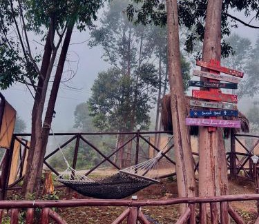 Kanthalloor Hotel | Kanav Living - Wooden Cottage