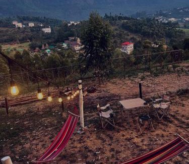 Kanthalloor Hotel | Kanav Living - Wooden Cottage