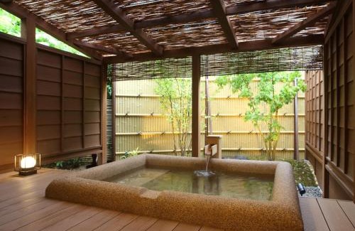 Yuwaku Hot Spring Hotel | Kanazawa Yuwaku Onsen Kokarian