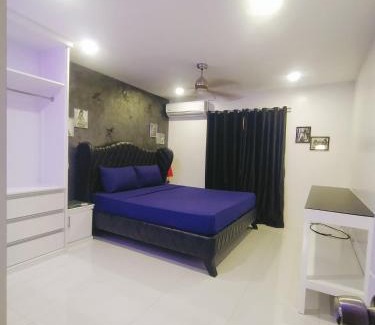 Balibago Apartment | Kandi Suites 2BR with private Jacuzzi 500 Mbps internet