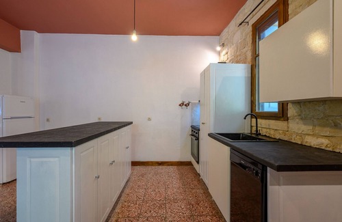 Lampini Villa | Kandinella,serene villa,pool,Mountains,Near taverns